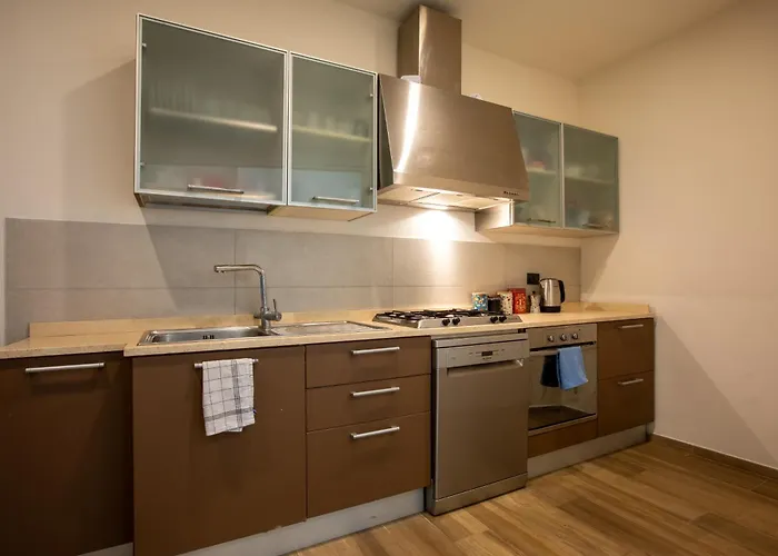 Apartamento Mens Sana - Casa Grande Per Gruppi Nel *